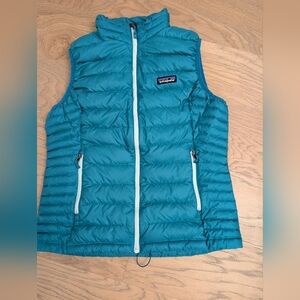 Patagonia Women's Teal Puffer Down Sweater Vest Size M